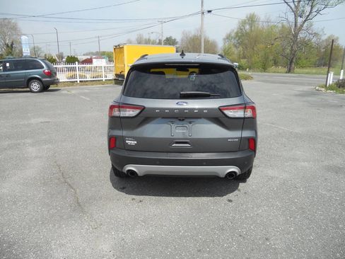 Used 2021 Ford Escape SEL image 7