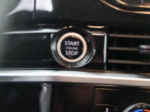 Used 2023 Nissan Pathfinder Platinum w/ Lighting Package (N93) image 10