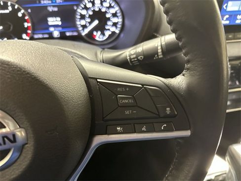 Used 2022 Nissan Sentra SV image 35