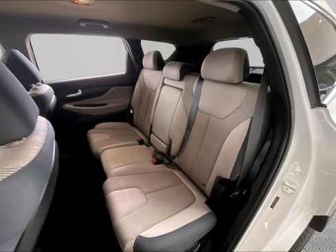 Used 2023 Hyundai Santa Fe SEL AWD/4WD image 16