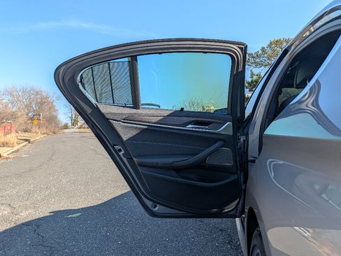 Used 2023 BMW M550i xDrive w/ Executive Package image 11