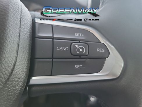 New 2026 Jeep Compass Latitude image 17