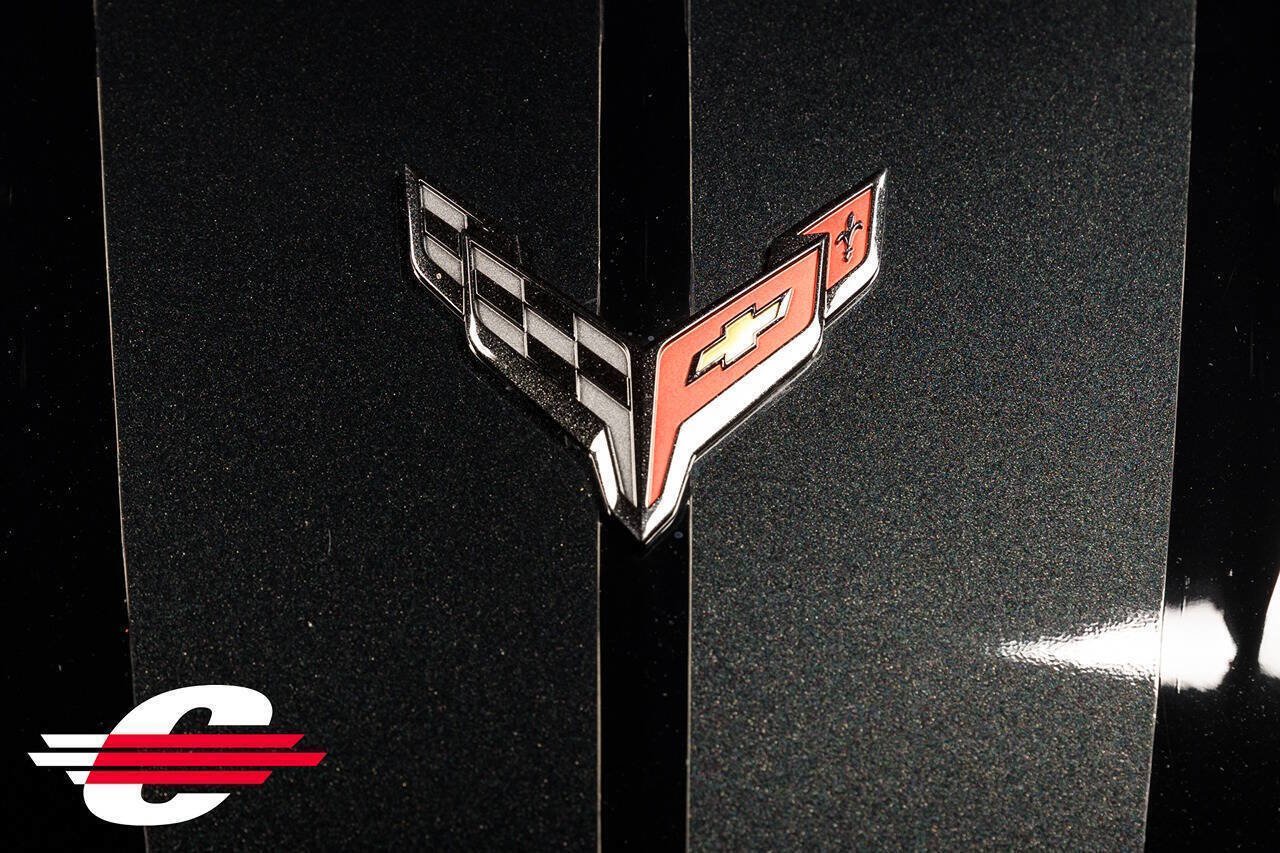 Used 2023 Chevrolet Corvette Z06 w/ Z07 Performance Package RWD image 15
