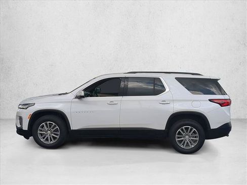 Certified 2023 Chevrolet Traverse LT FWD image 9