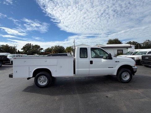 Used 2002 Ford F350 XL image 4
