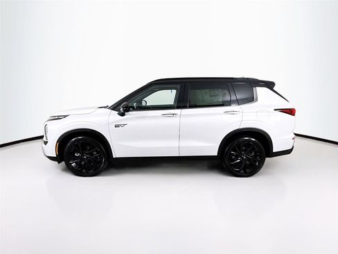 New 2025 Mitsubishi Outlander SEL Black Edition image 4