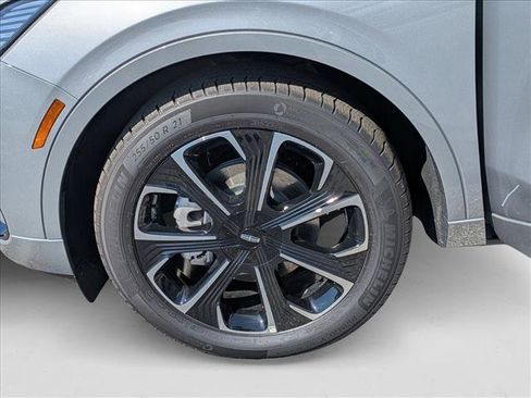 New 2025 Lincoln Nautilus Reserve image 16