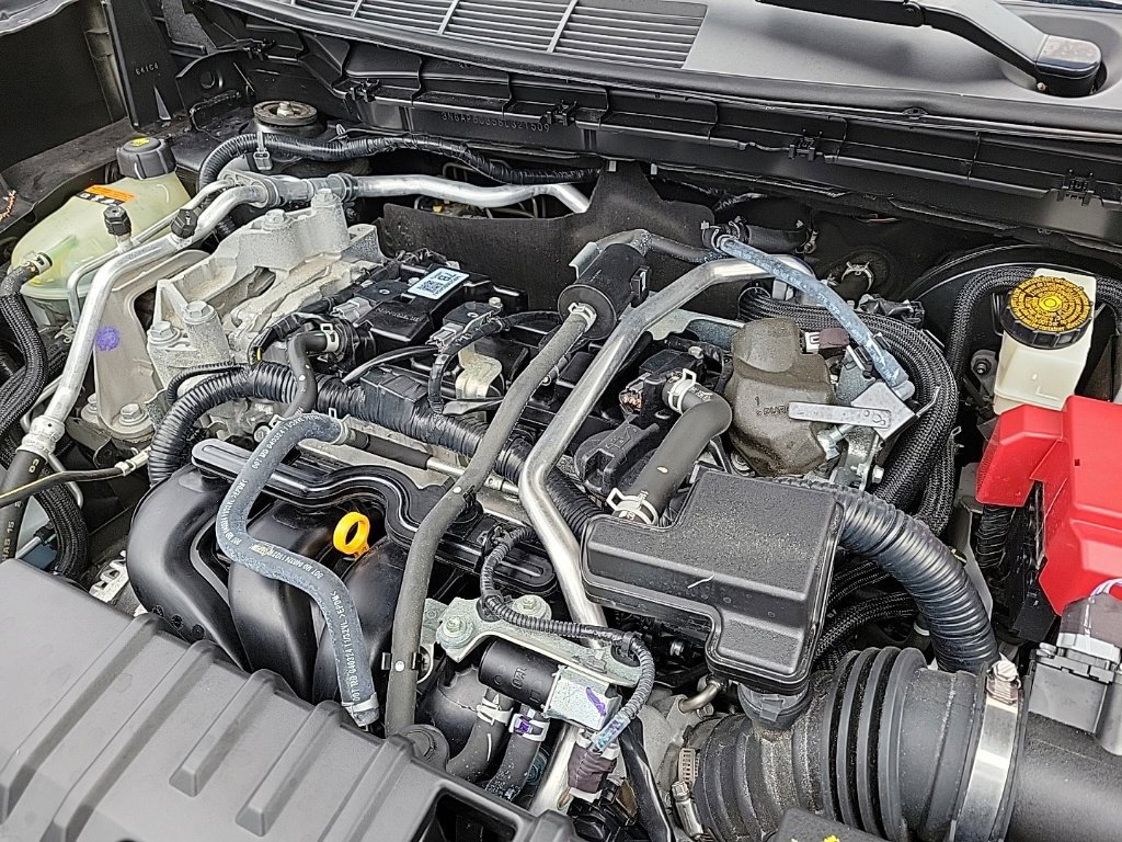 Certified 2025 Nissan Kicks SV AWD/4WD image 29
