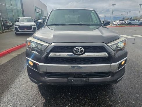 Used 2016 Toyota 4Runner Limited AWD/4WD image 2