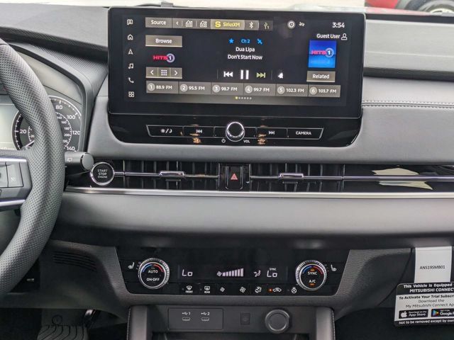 New 2026 Mitsubishi Outlander LE FWD image 18
