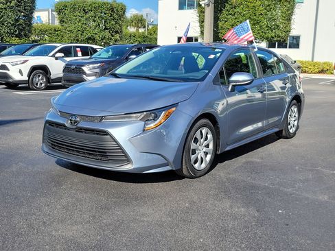 Used 2023 Toyota Corolla LE image 6