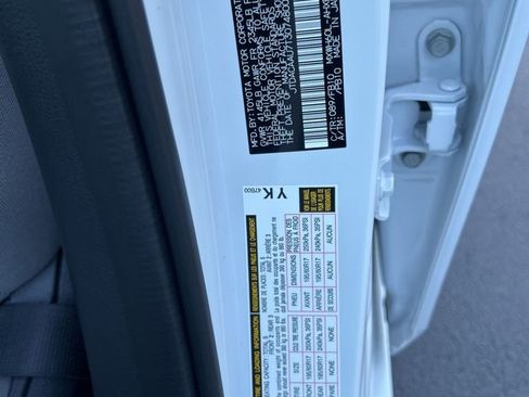 New 2026 Toyota Prius LE image 4