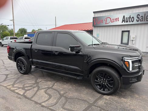 Used 2025 Ford F150 Lariat AWD/4WD image 2