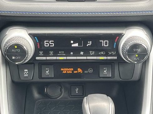 Used 2021 Toyota RAV4 XSE w/ XSE Grade Weather Package AWD/4WD image 16