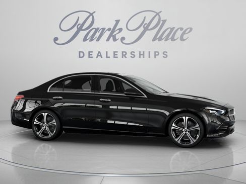 Used 2026 Mercedes-Benz C 300 4MATIC Sedan image 28