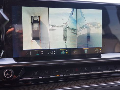 Used 2025 Chevrolet Silverado 3500 LT w/ Texas Edition image 32