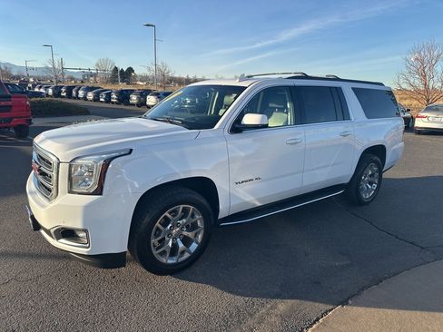 Used 2018 GMC Yukon XL SLT image 38