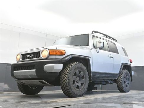 Used 2007 Toyota FJ Cruiser Base image 26