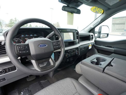 New 2026 Ford F250 XL AWD/4WD image 10