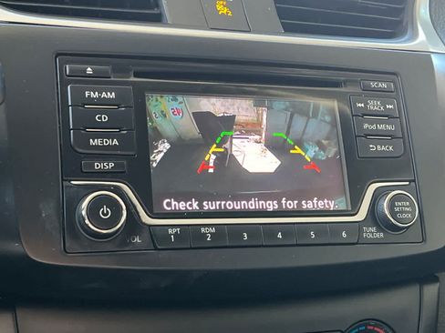 Used 2018 Nissan Sentra S FWD image 21