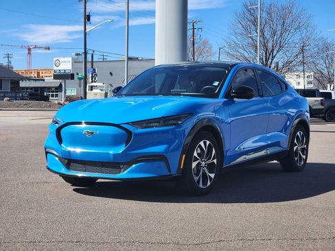 Used 2022 Ford Mustang Mach-E Premium image 6