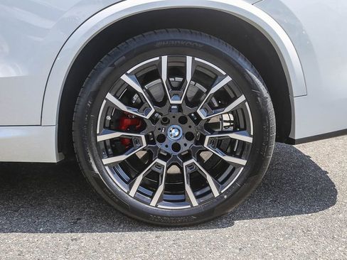 Certified 2025 BMW X5 xDrive50e w/ M Sport Package AWD/4WD image 8