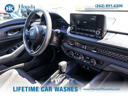 Certified 2024 Honda Accord EX image 27