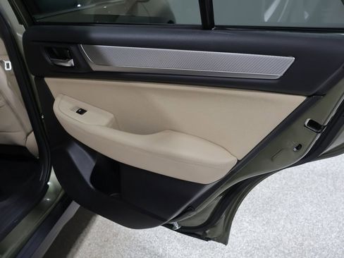 Used 2018 Subaru Outback 2.5i Premium image 22