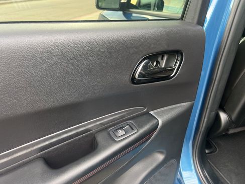 Used 2025 Dodge Durango GT image 29