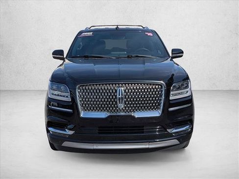 Used 2018 Lincoln Navigator L Select AWD/4WD image 2