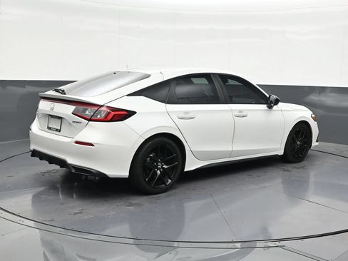 Used 2024 Honda Civic Sport image 5