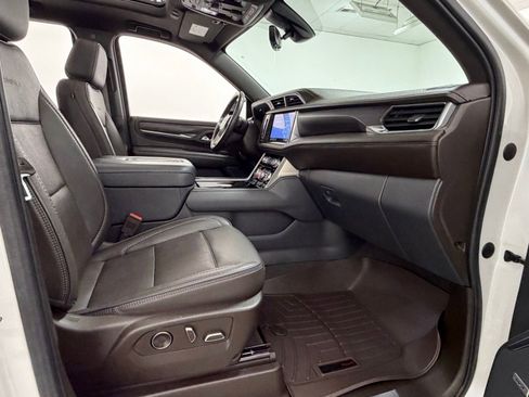 Used 2021 GMC Yukon Denali w/ Denali Premium Package AWD/4WD image 44
