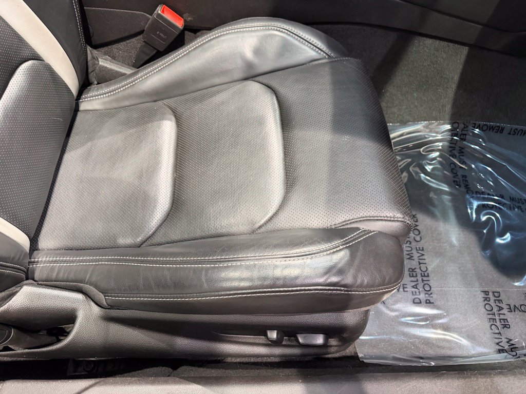 Used 2023 Chevrolet Camaro SS RWD image 38