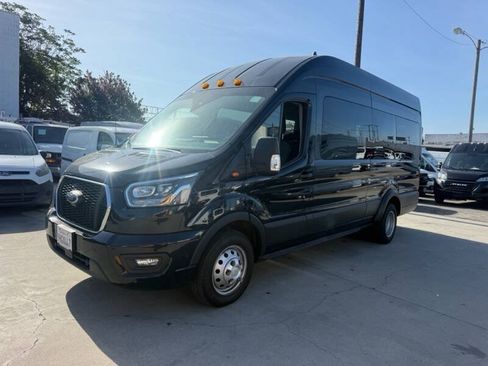 Used 2023 Ford Transit 350 XLT RWD image 3
