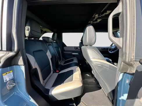 Used 2022 Ford Bronco Wildtrak image 26