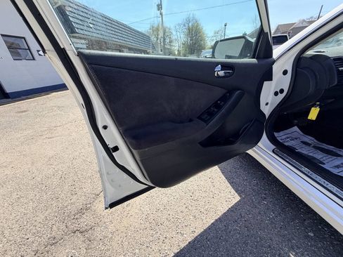 Used 2007 Nissan Altima Hybrid Sedan w/ Convenience Pkg image 36