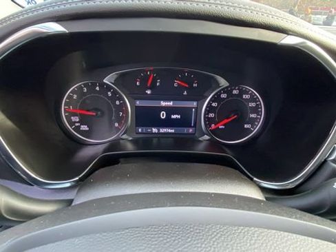 Used 2025 Chevrolet Blazer LT image 24