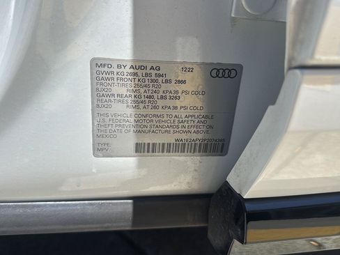 Used 2023 Audi Q5 e Premium Plus AWD/4WD image 22
