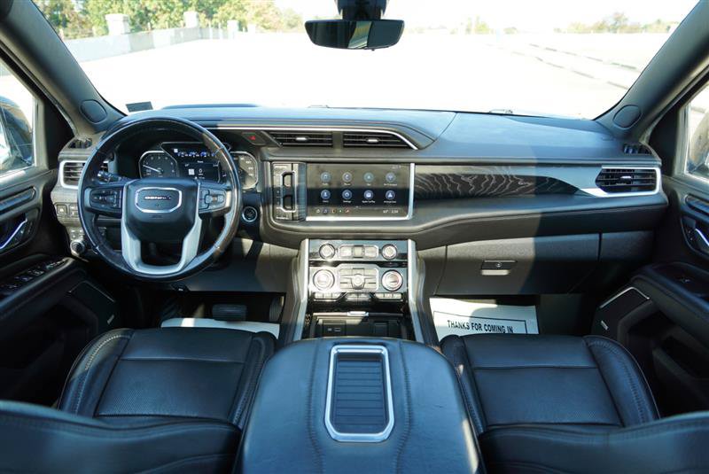 Used 2021 GMC Yukon Denali w/ Denali Premium Package AWD/4WD image 48