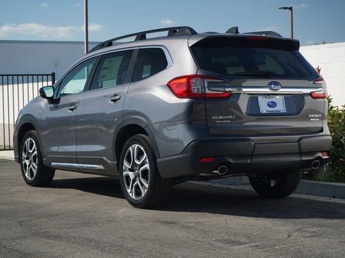 New 2026 Subaru Ascent Limited image 3