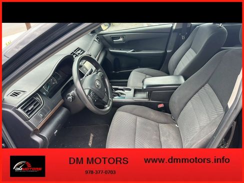 Used 2015 Toyota Camry LE FWD image 10