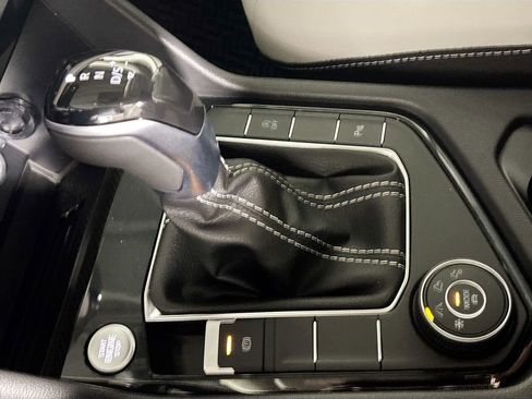 New 2026 Volkswagen Taos SE AWD/4WD image 17