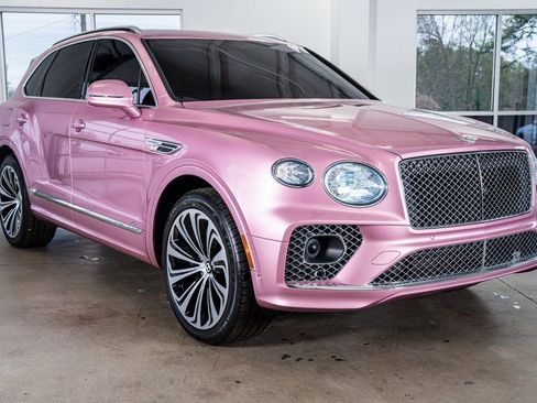 Used 2021 Bentley Bentayga image 4