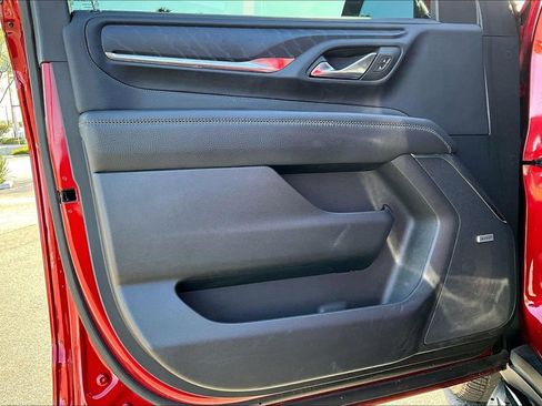 Used 2023 GMC Yukon Denali w/ Advanced Technology Package image 20