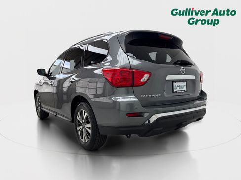 Used 2019 Nissan Pathfinder SV FWD image 5