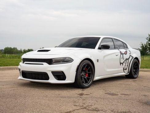 Used 2023 Dodge Charger SRT Hellcat RWD image 3