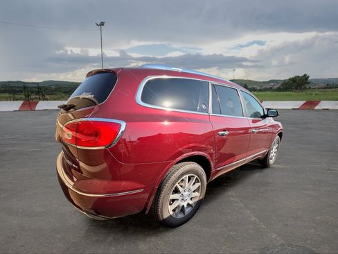 Used 2017 Buick Enclave Leather FWD image 3