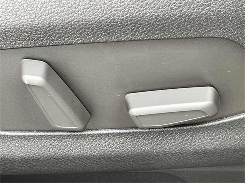 New 2026 Kia Carnival EX image 15