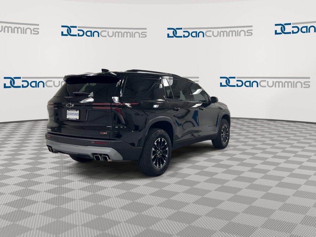 Used 2025 Chevrolet Traverse Z71 w/ Enhanced Driving Package AWD/4WD image 8