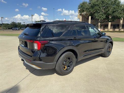 Used 2026 Ford Explorer Tremor w/ Tremor Convenience Package AWD/4WD image 4